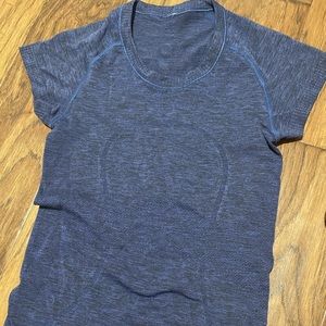 Lululemon swiftly tech navy blue short sleeve